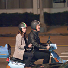 LARRY CROWNE: Inspiration als Behauptung